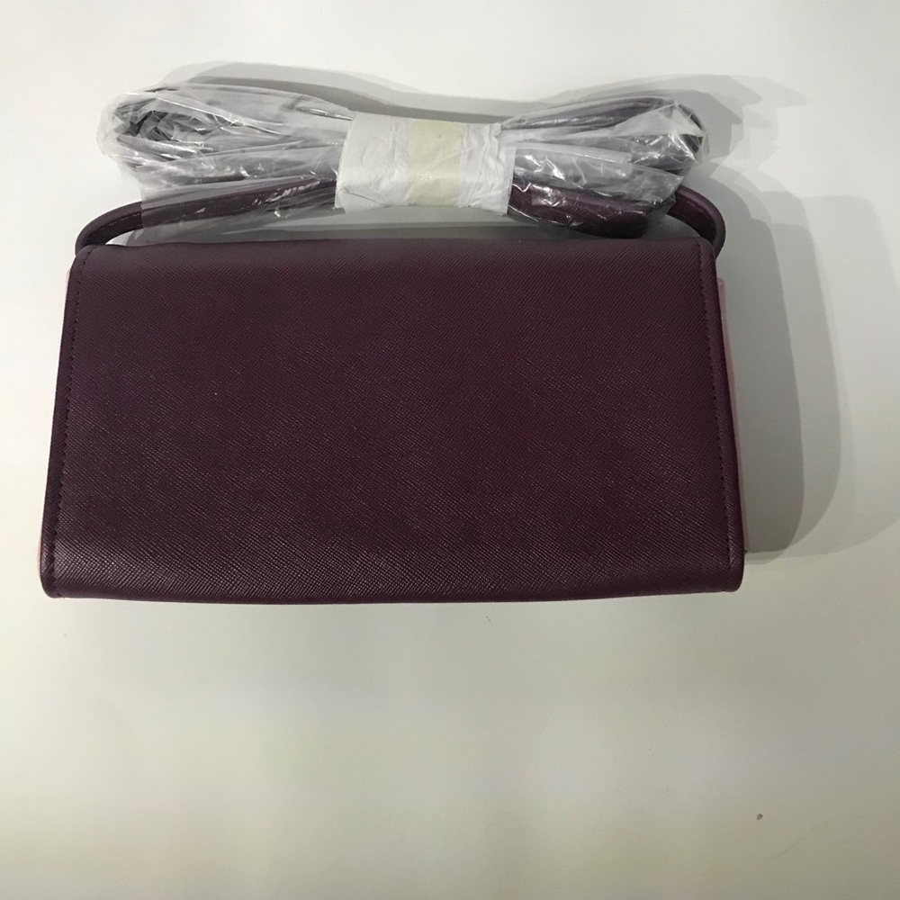Burgundy coupon  purse - Picture 4 of 6